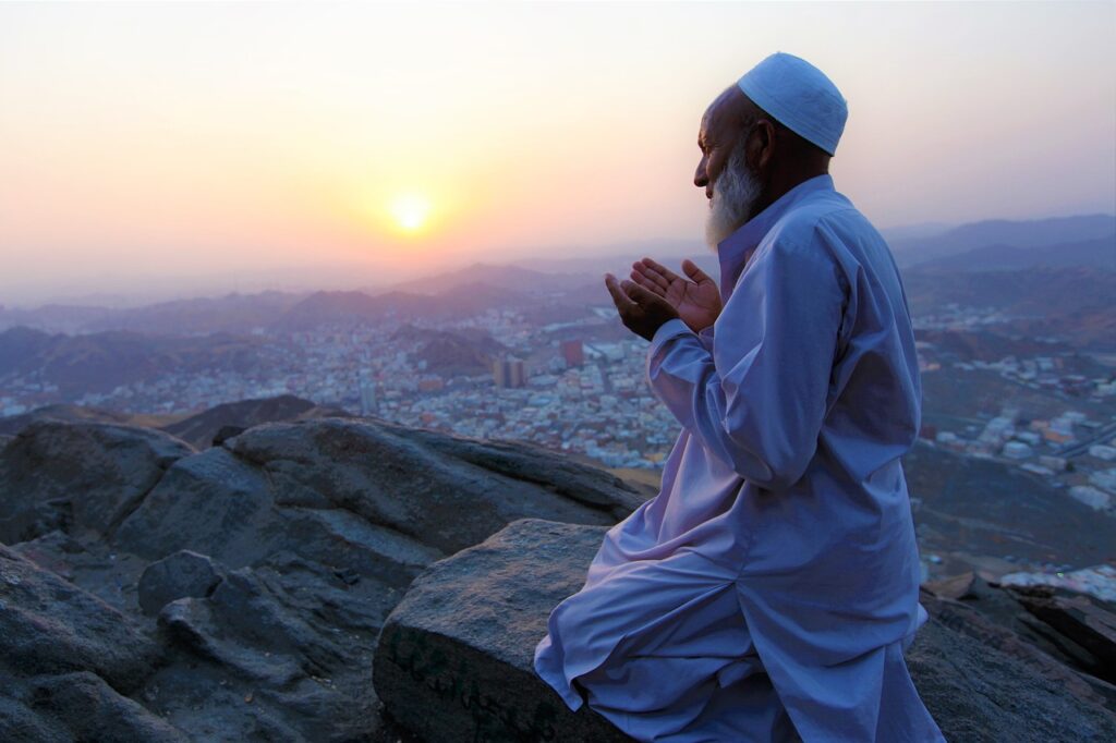 prayer, muslim, religion-4753957.jpg